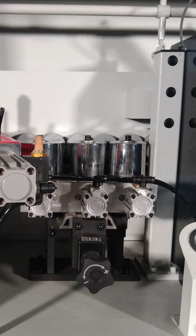 Зона прижима с пневматическим усилием WoodTec Compact H355 F